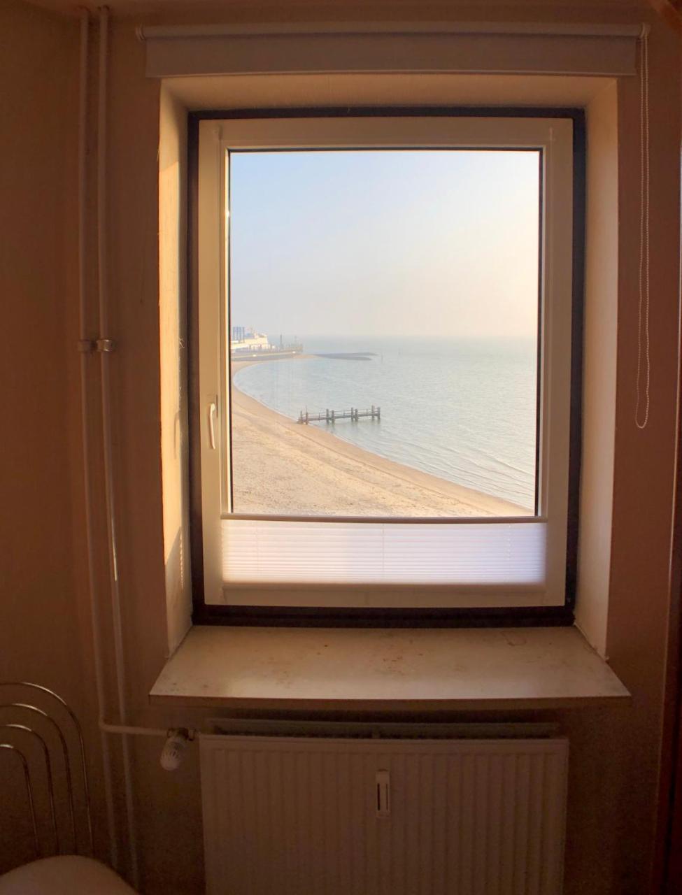 Wyk auf Föhr Ferienwohnung Im Strandhotel מראה חיצוני תמונה